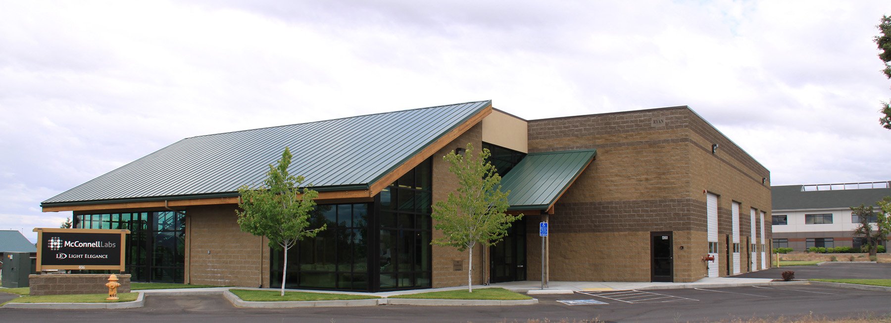 Front-of-McLabs-Building-1800x653-1